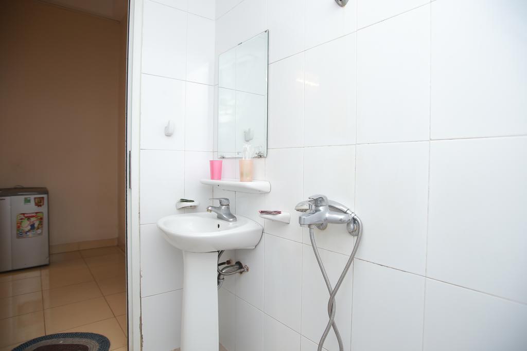 Nhat Minh Guesthouse Hanoi Bagian luar foto
