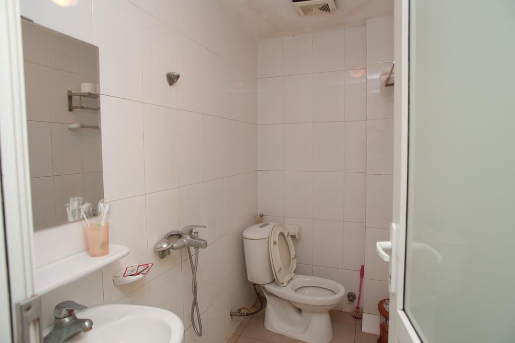 Nhat Minh Guesthouse Hanoi Bagian luar foto